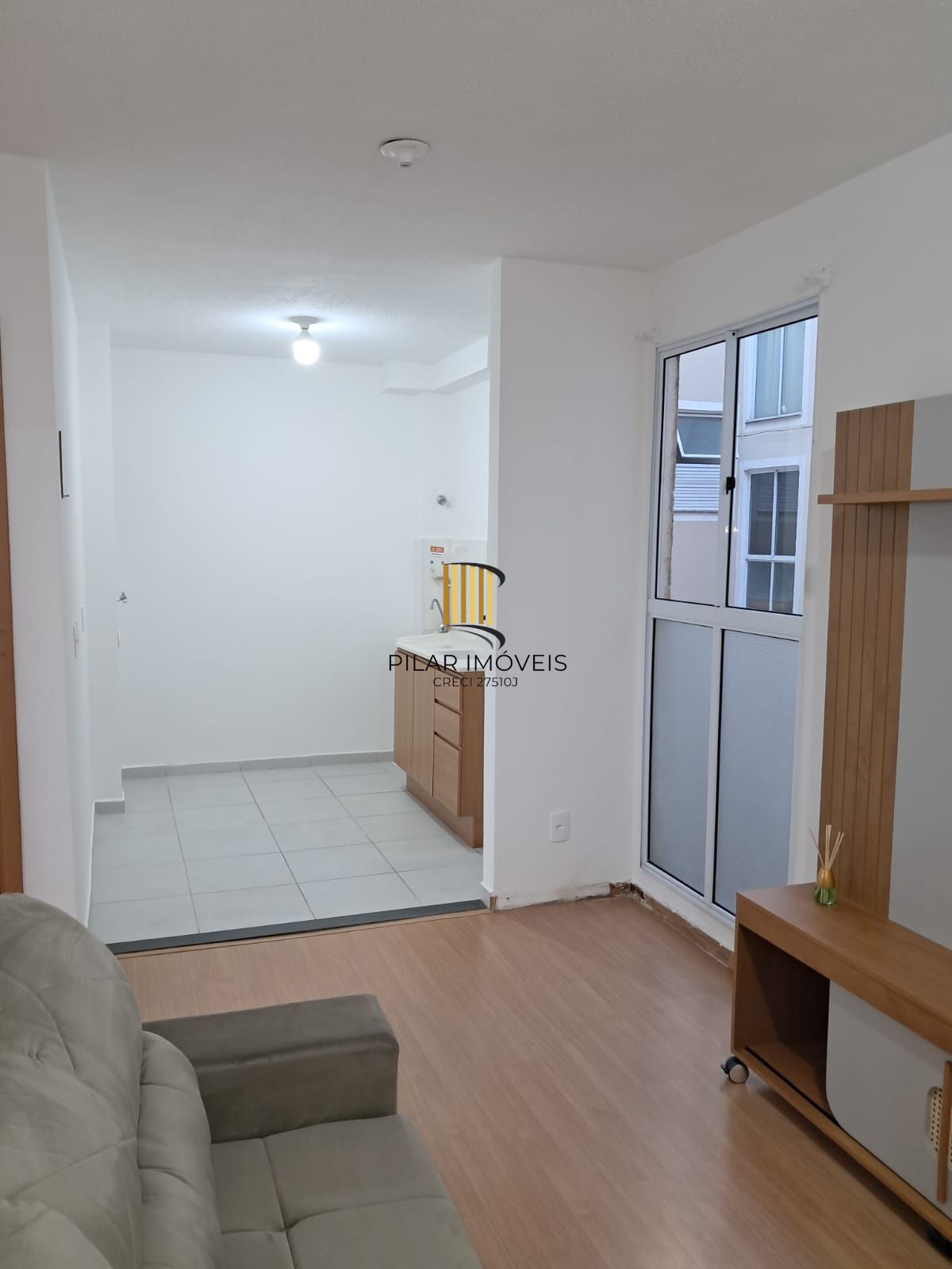 Apartamento com 2 quartos, vaga de garagem e elevador no bairro Estância velha