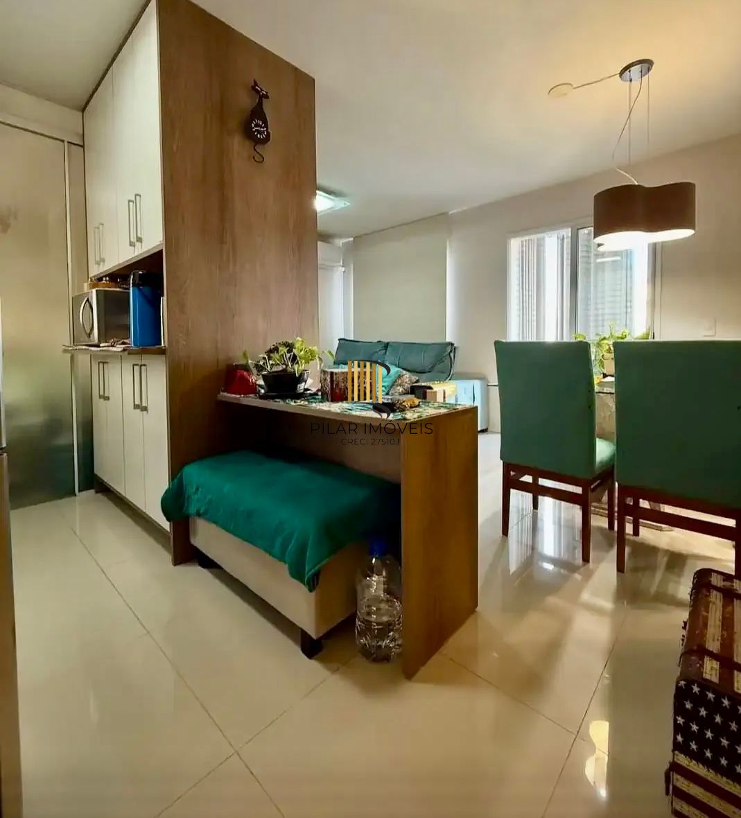 Apartamento com 67m², 3 dormitórios com vaga de garagem no bairro Morro Santana