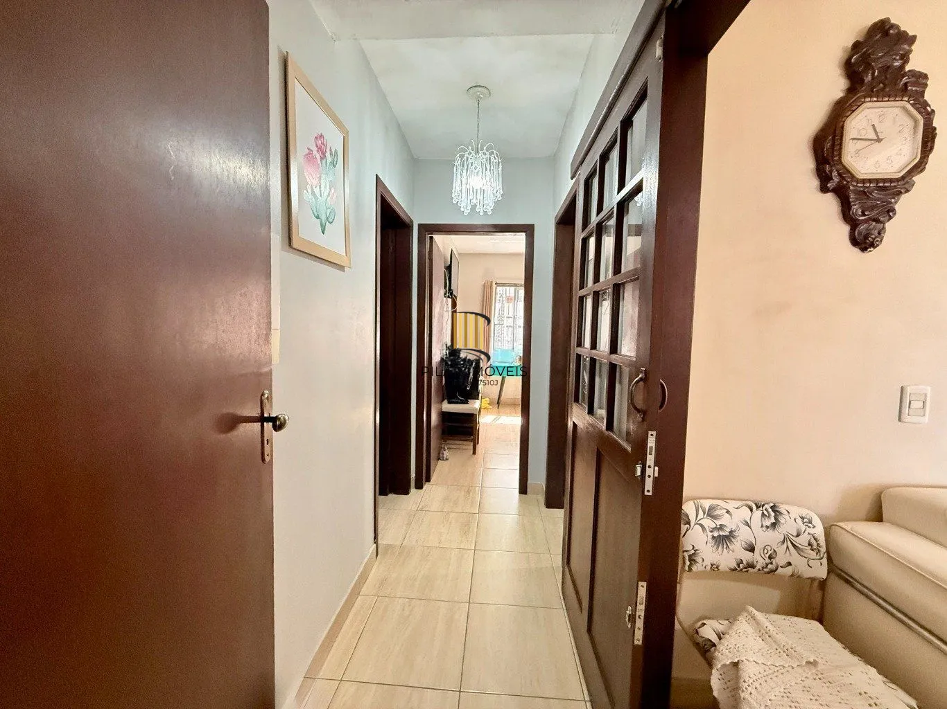Casa de 4 dormitórios e 3 vagas de garagem em Canoas.