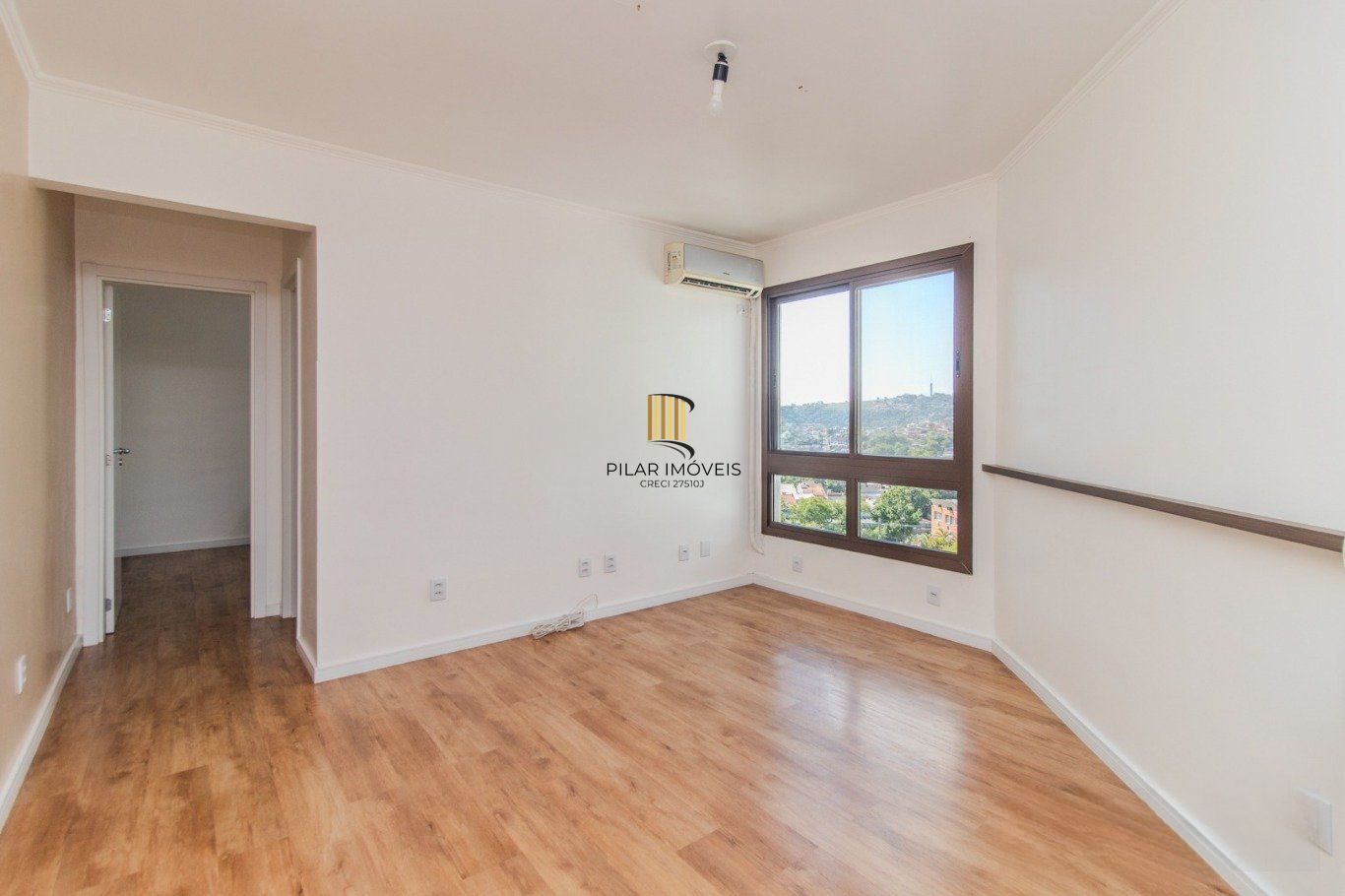 Apartamento de 1 dormitório, elevador no bairro Nonoai em  Porto Alegre.