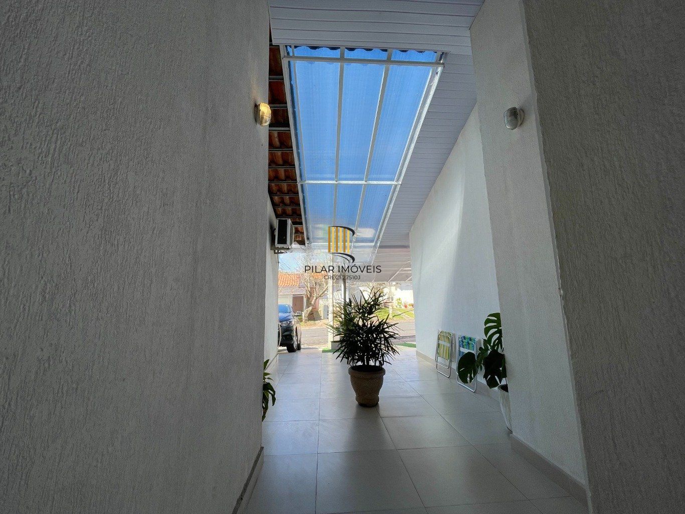 Casa com 3 quartos e 2 vagas em Alvorada no Condomínio Terra Nova