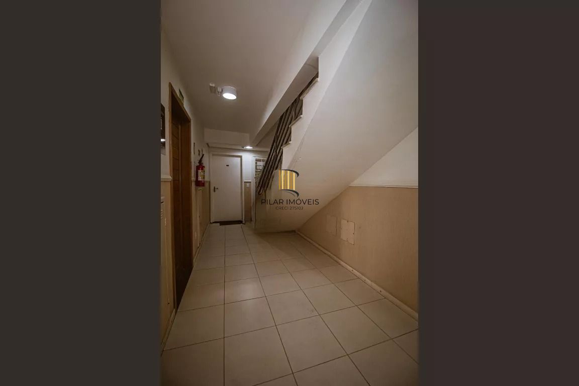 Apartamento 2 quarto, playground e salão de festa no bairro Abertas dos Morros