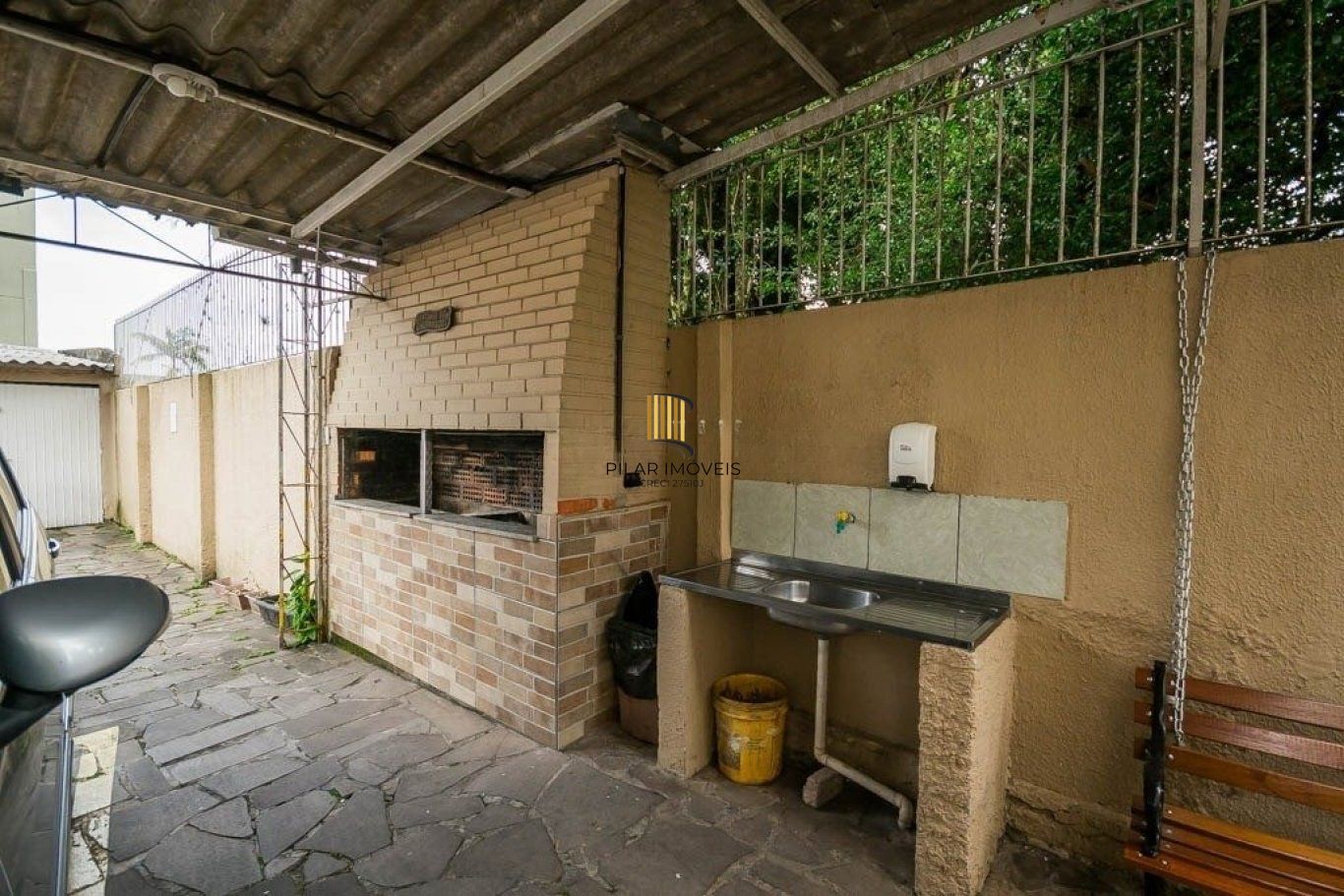 Apartamento à venda com 2 quartos 75 m² no Bairro Menino Deus