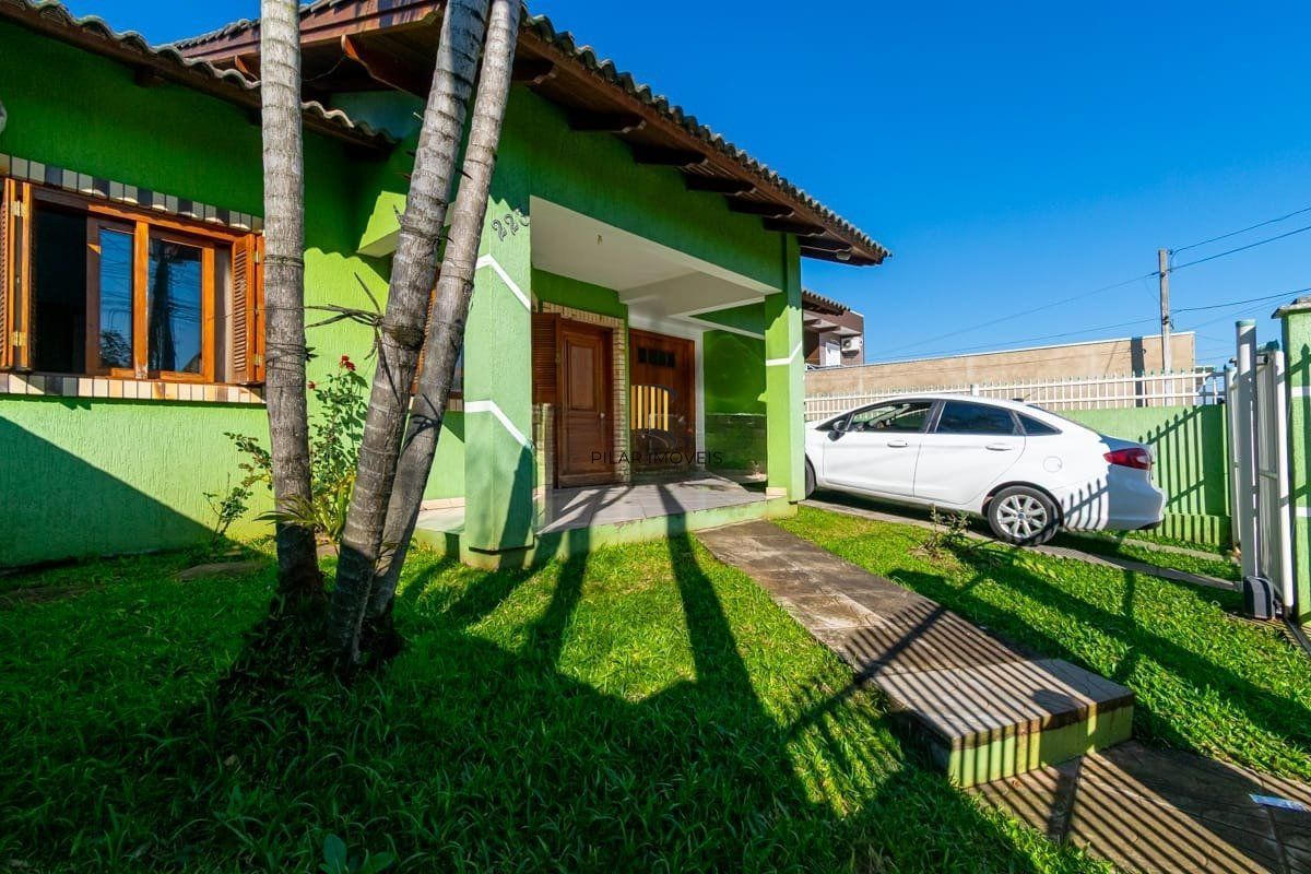 Casa de 2 dormitórios e 1 vagada de garagem em Cachoeirinha. - Pilar Imóveis