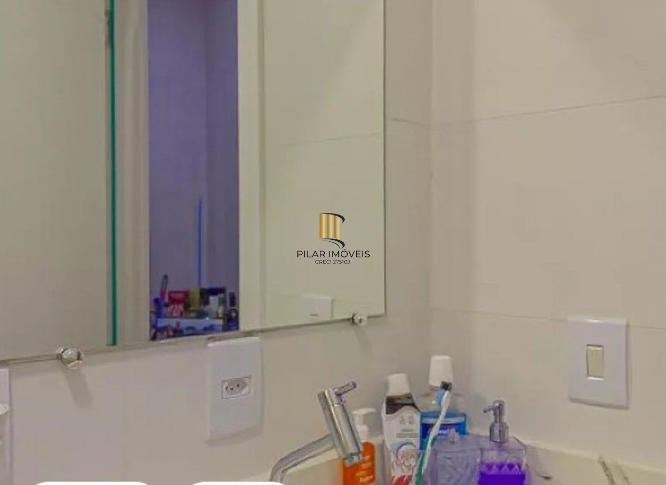 Casa de 2 Quartos e 1 vaga de garagem em Canoas.