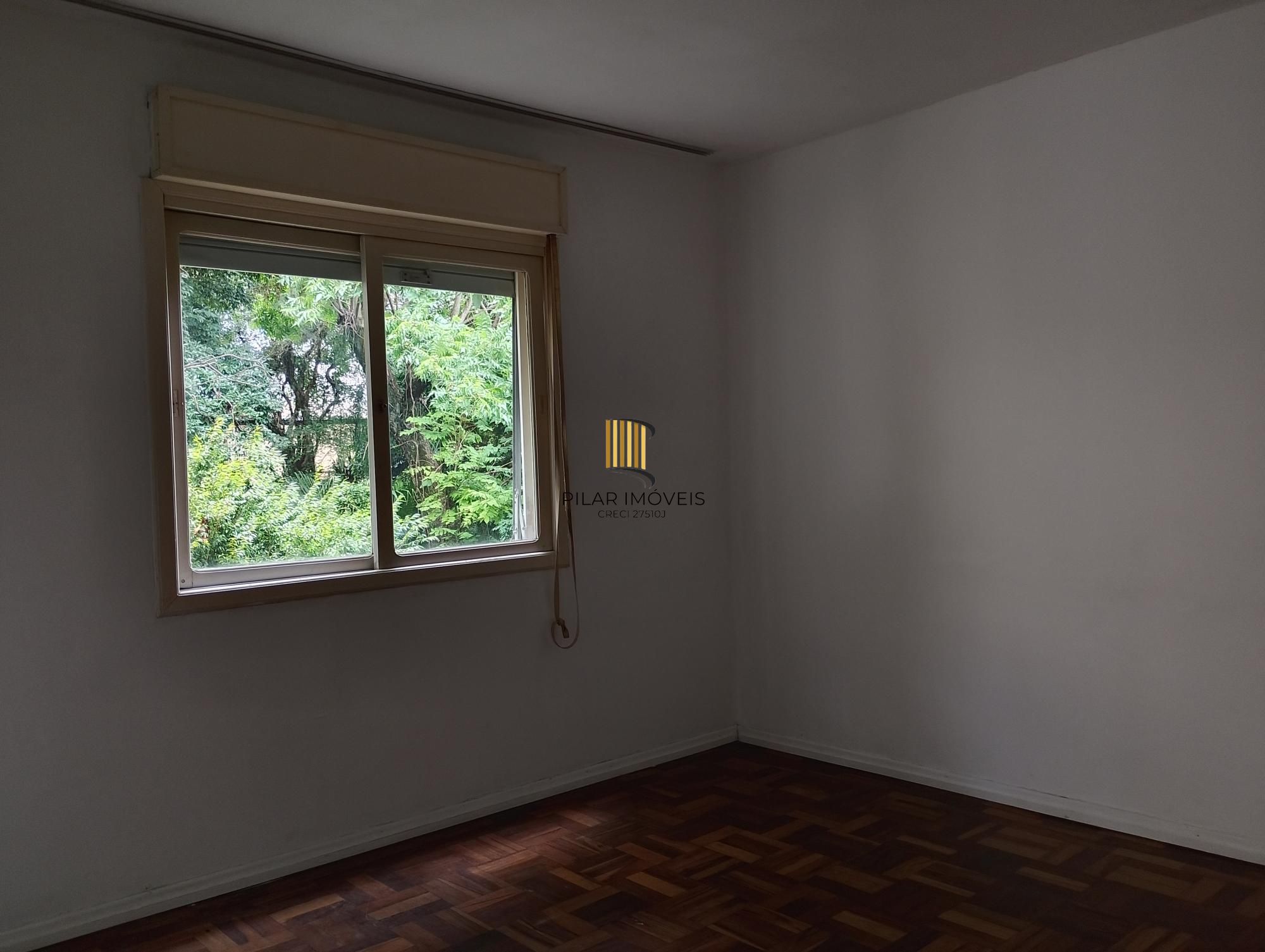 Apartamento à venda com 2 Dormitórios vaga no bairro Petropolis