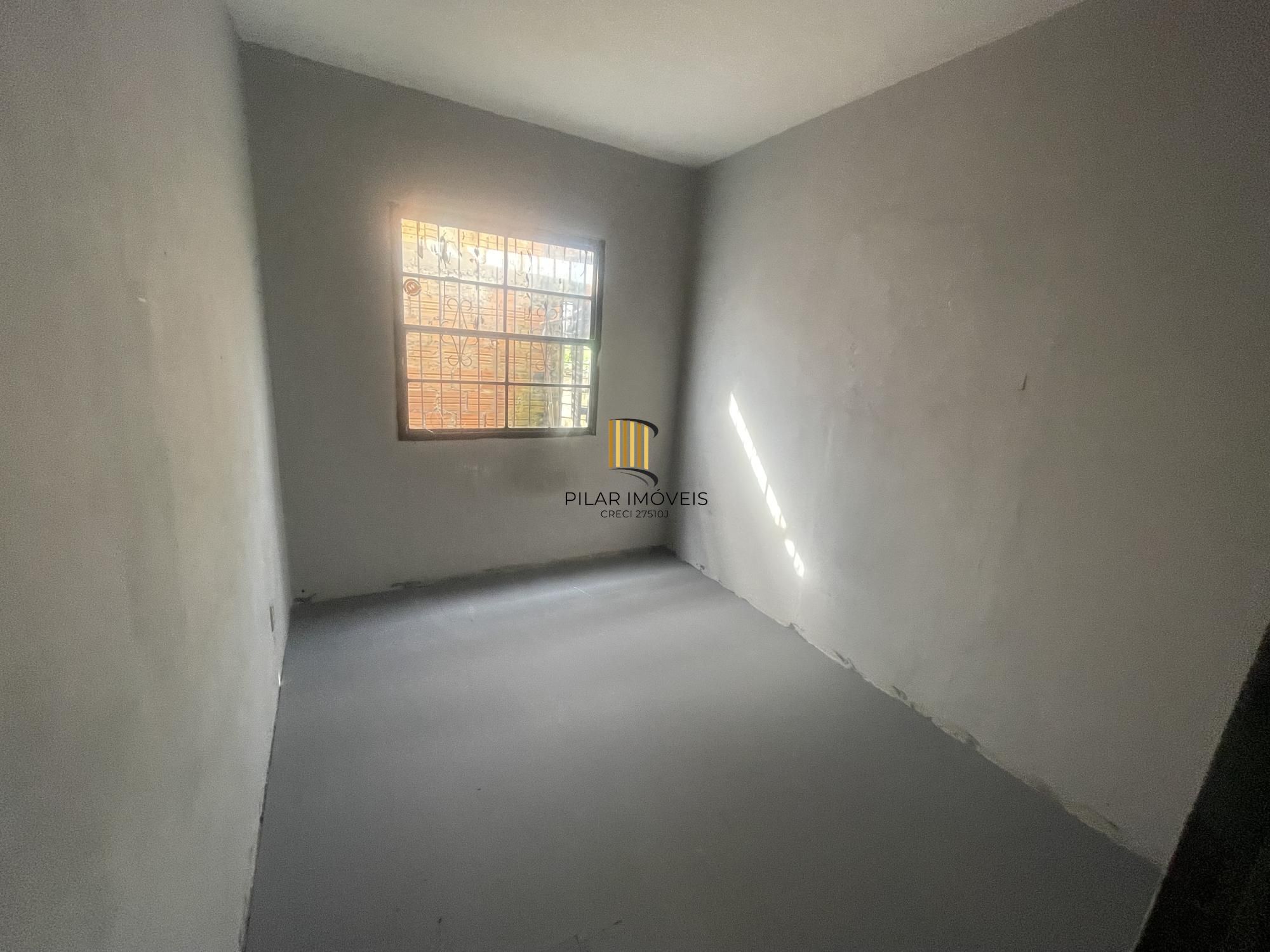 Apartamento Garden 48m² Bairro Maria Regina Térreo com pequeno pátio Alvorada