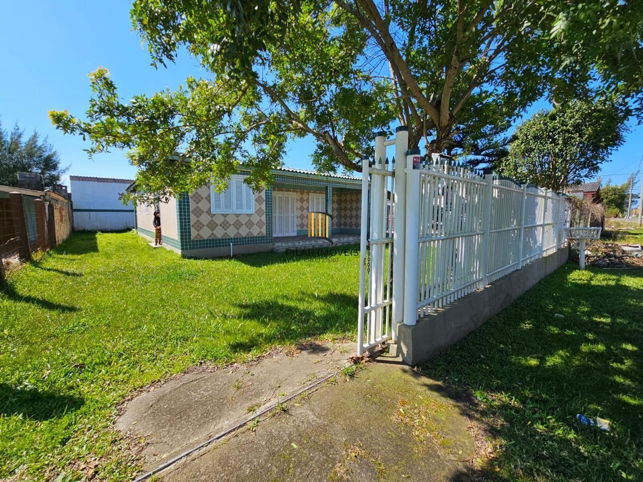 Casa  3 dormitórios em terreno  300m Magistério em Pinhal-RS