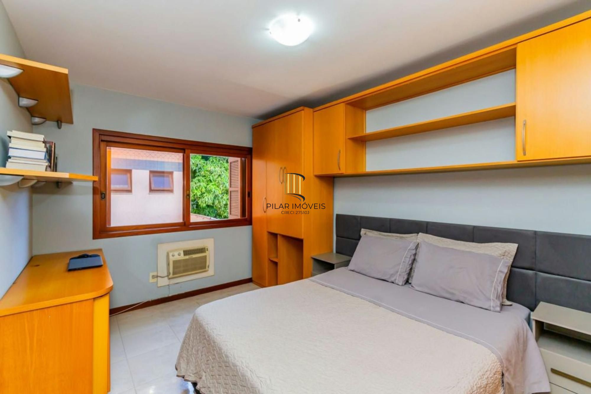 Apartamento mobiliado com 2 quartos e 1 vaga de garagem no Bairro Higienópolis