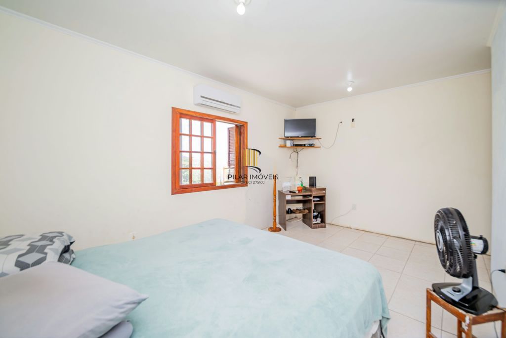 Casa com 3 quartos e 4 vagas à venda em Vila Nova