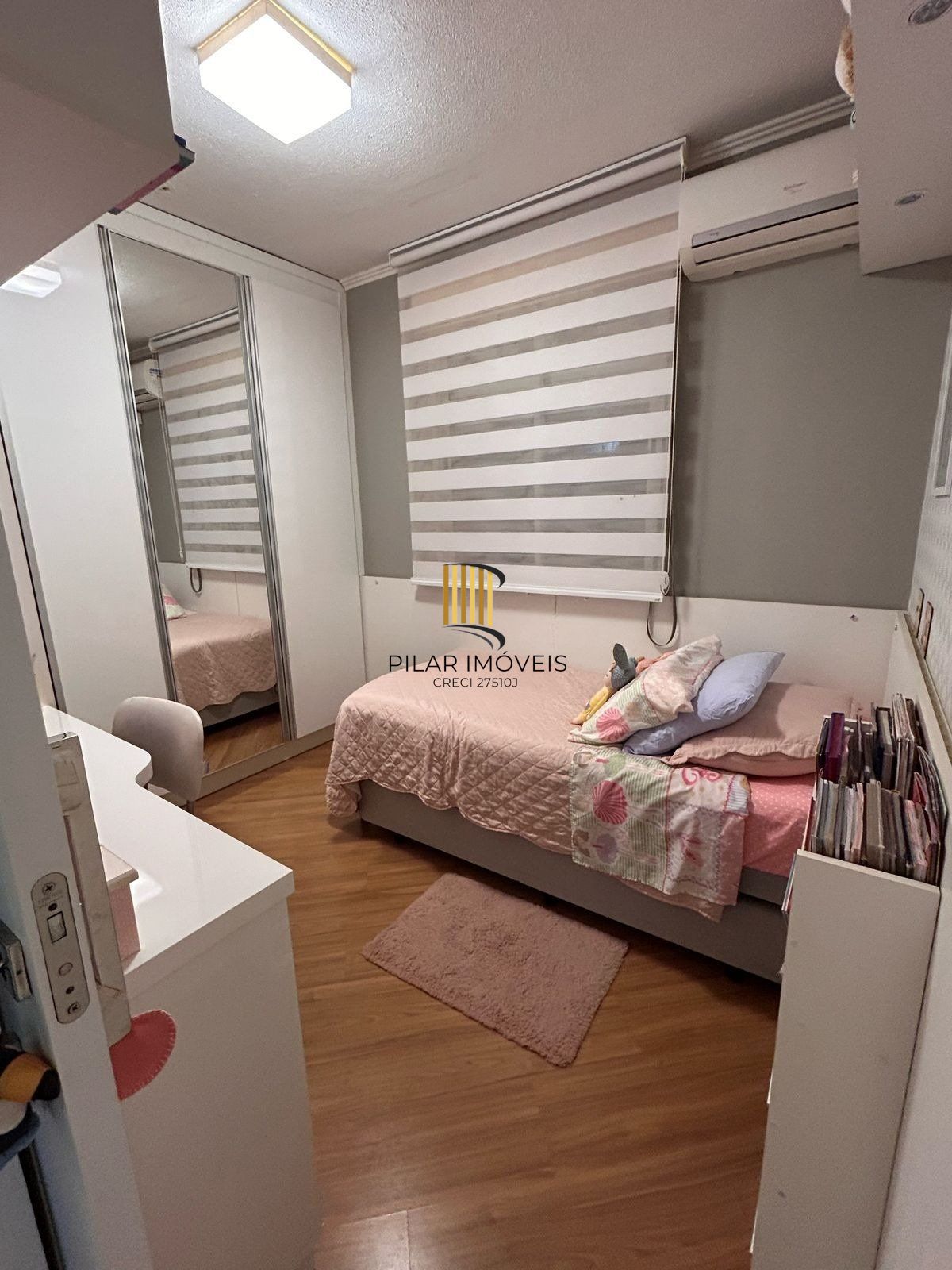 Apartamento à venda com 2 quartos e 55m² no bairro Cristal
