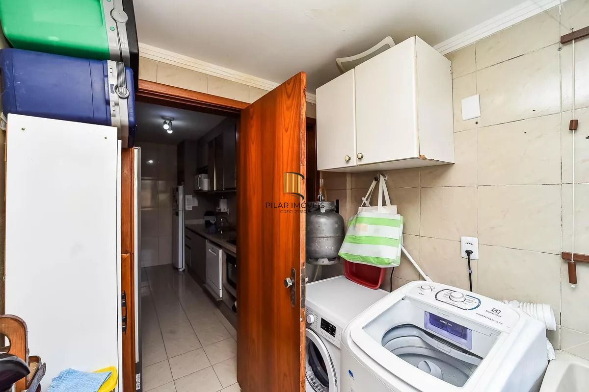 Apartamento com 2 quartos, 2 vagas e aquecimento central no bairro Jardim Itu