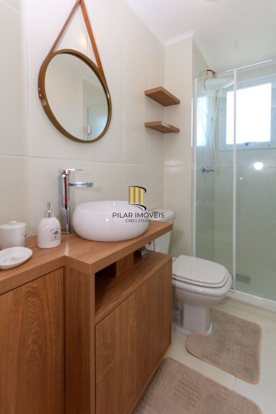 Apartamento com 3 quartos, com elevador e 1 vaga de garagem em Canoas.