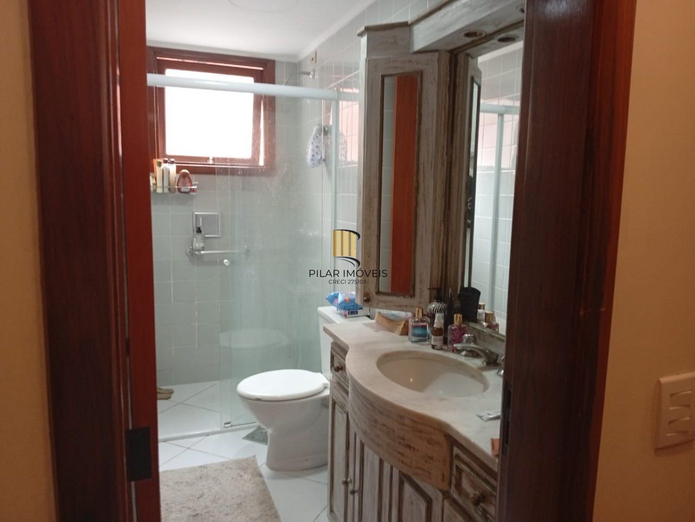 Apartamento com 3 quartos, vaga e sacada no bairro Jardim botânico