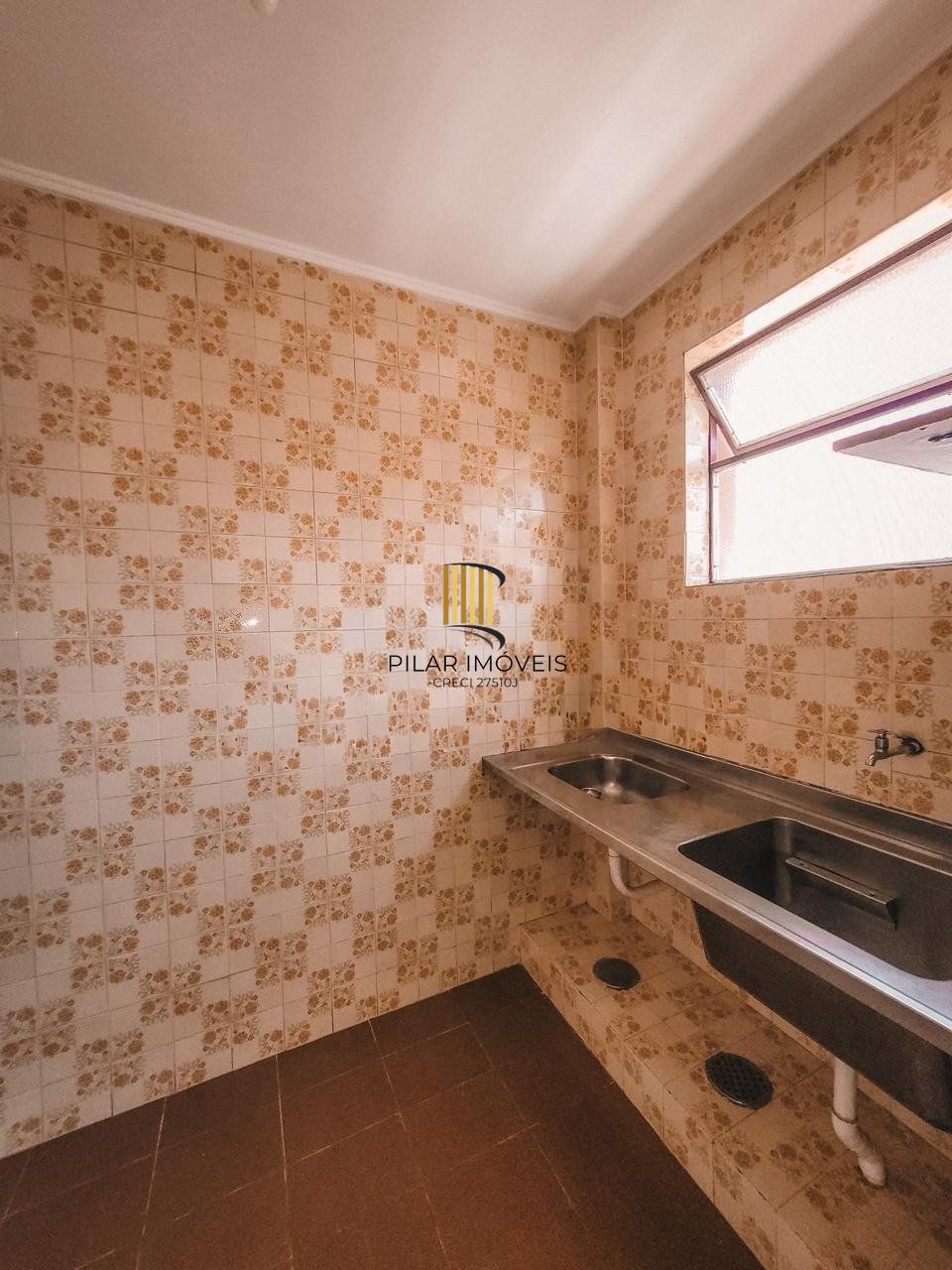 Apartamento JK, 26,48m² privativos a venda na rua General Lima e Silva.