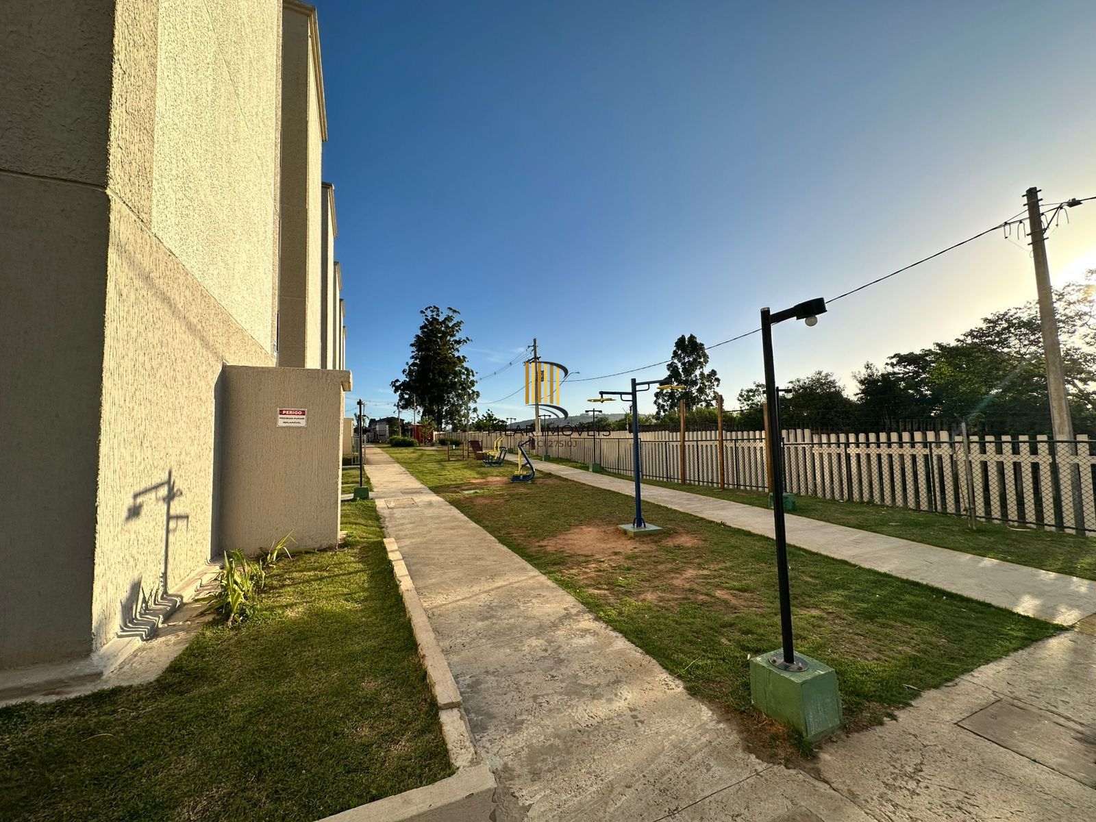 Apartamento 2 dormitórios com 1 vaga Bairro Rubem Berta Porto Alegre