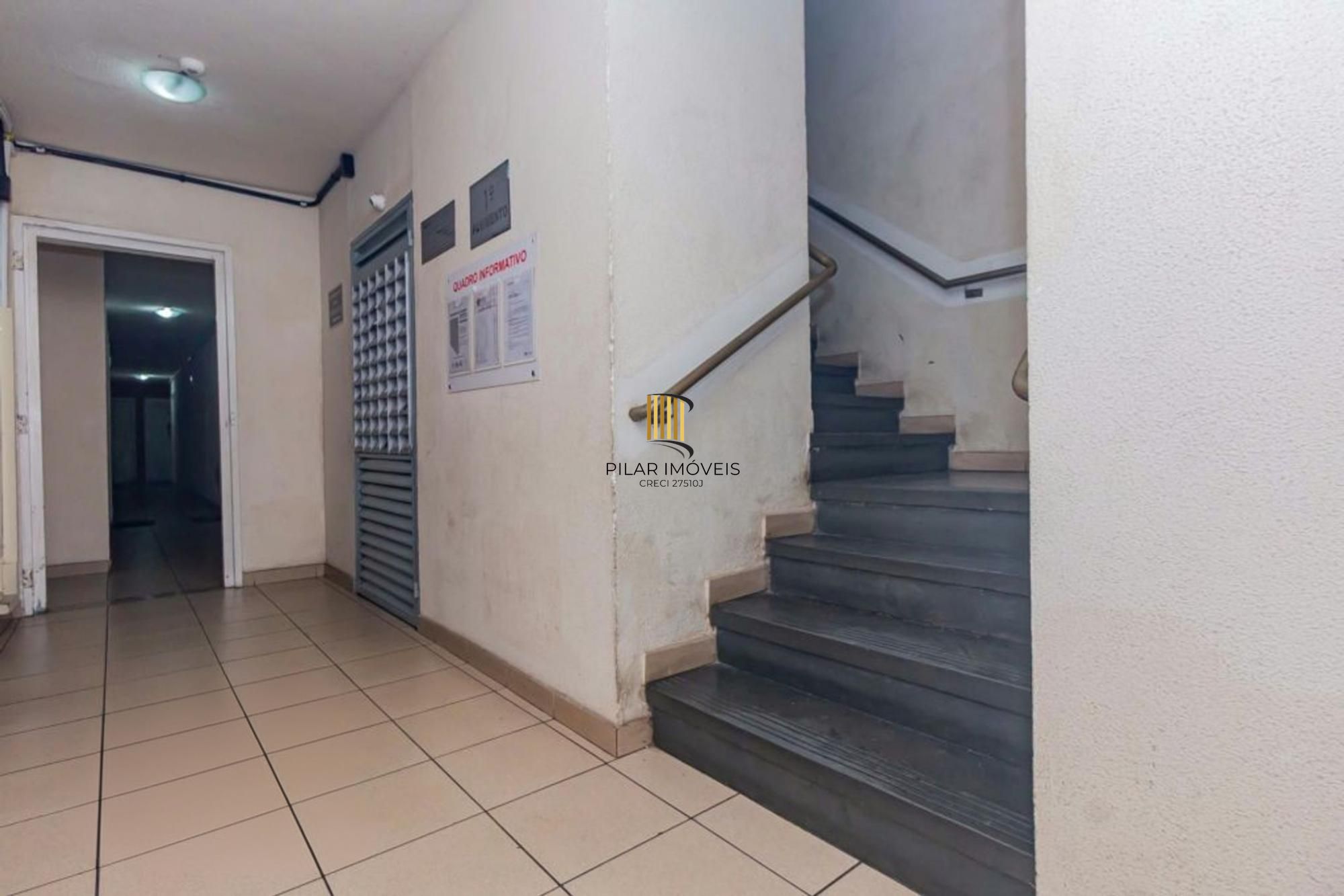 Apartamento térreo de 2 quartos, suíte, 1 vaga no bairro Jardim Itu