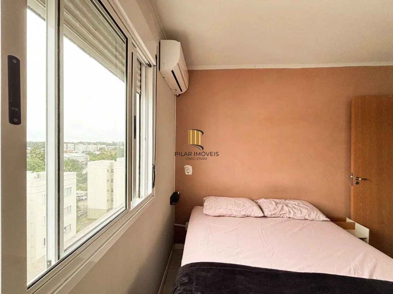 Apartamento de 2 dormitórios, elevador de 1 vaga de garagem em Canoas.