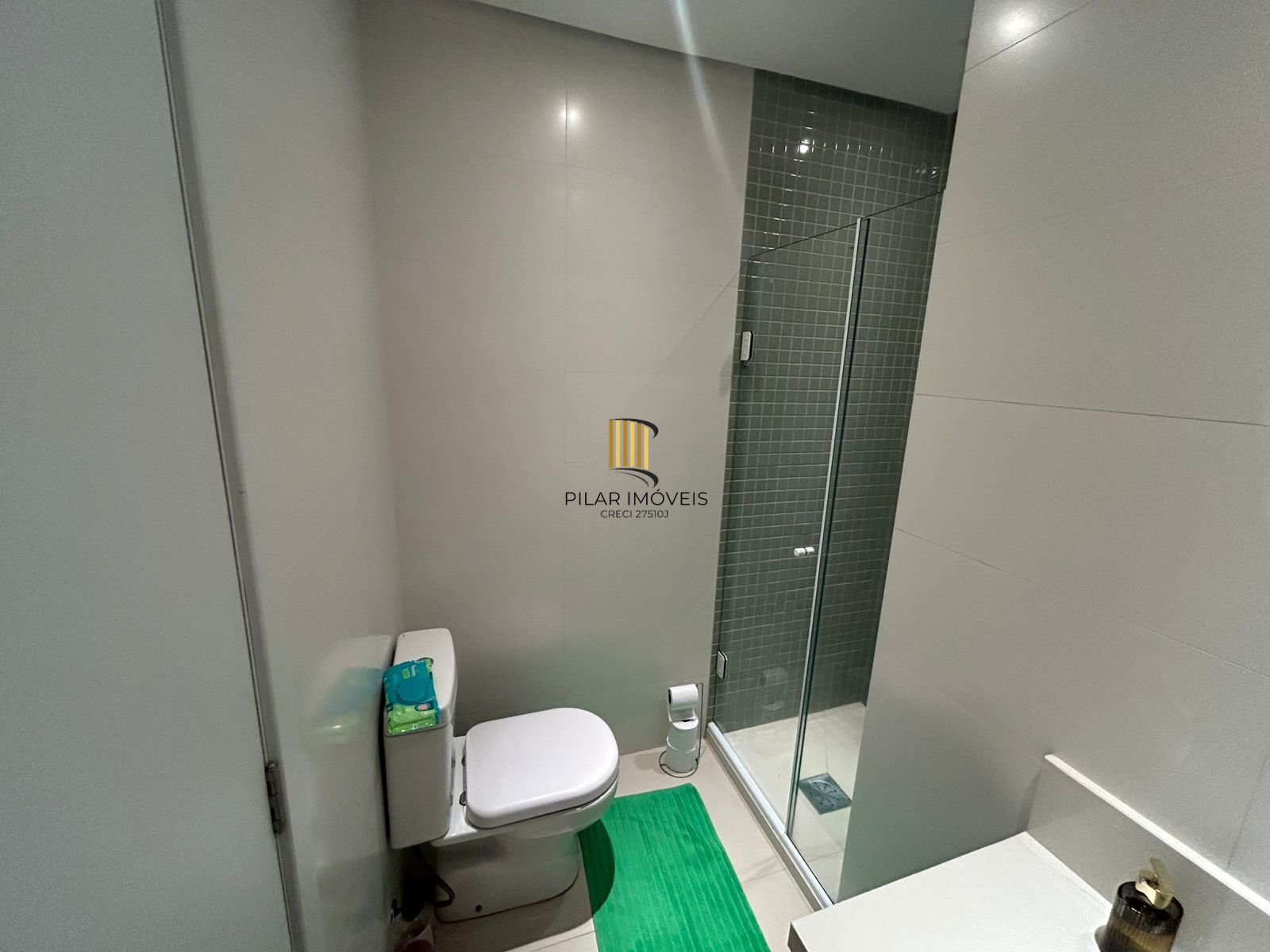 Casa em condomínio 4 dormitórios com piscina e energia solar no Santo Antonio