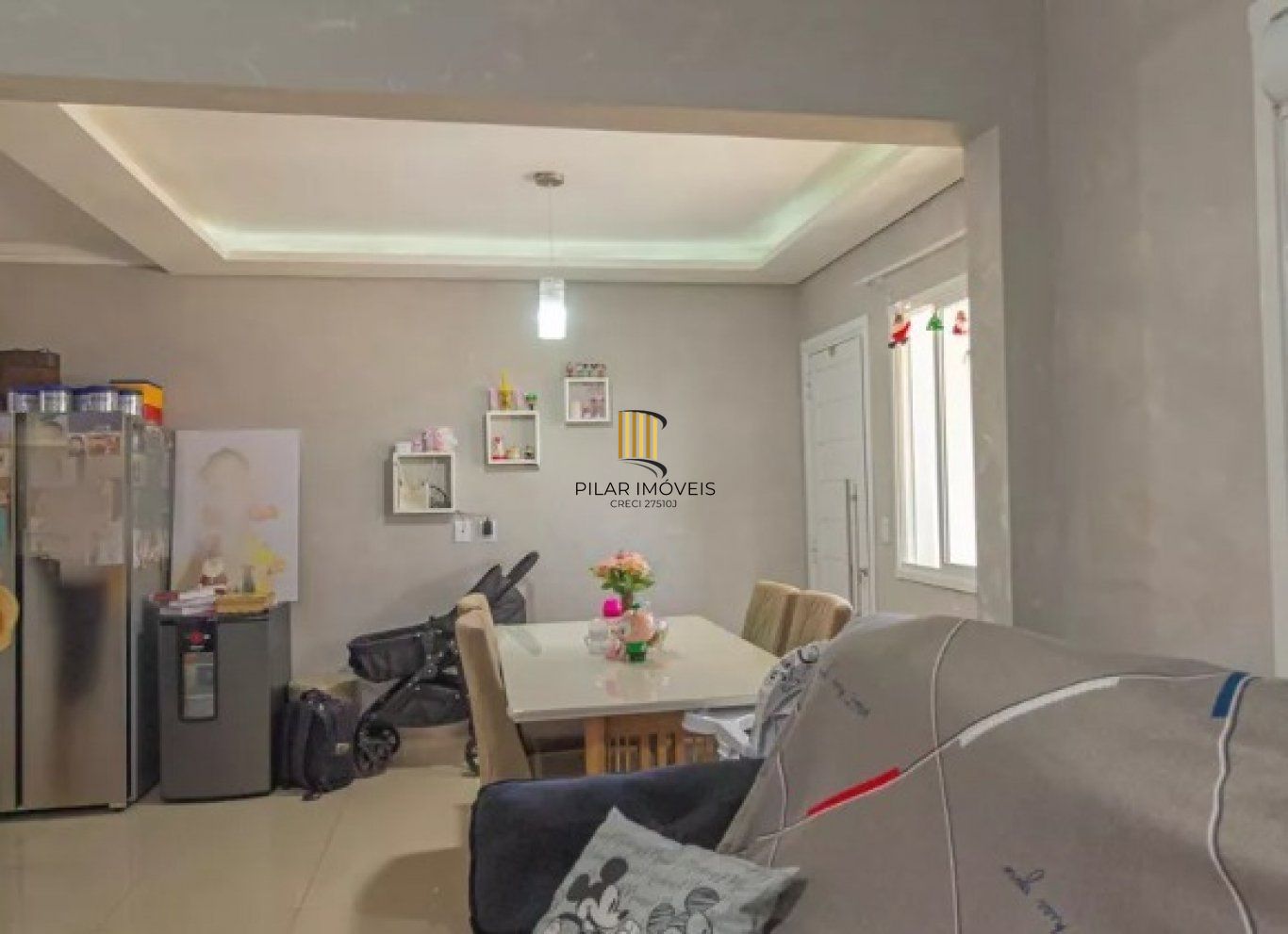 Casa de 2 Quartos e 1 vaga de garagem em Canoas.