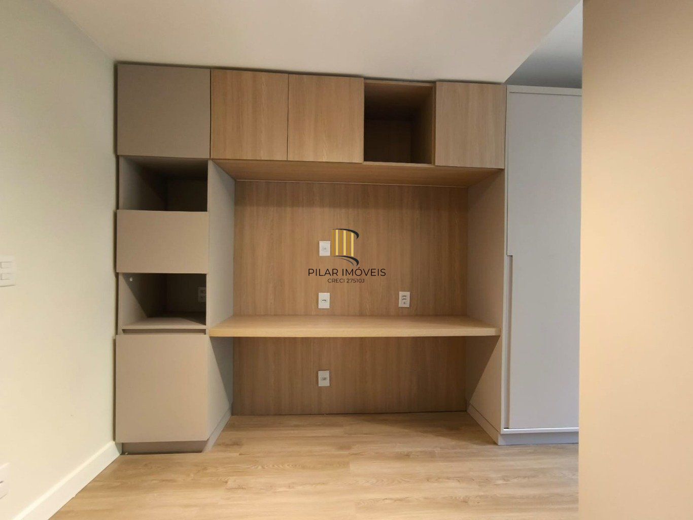 Apartamento de 1 dormitório térreo semi mobiliado  bairro Petrópolis