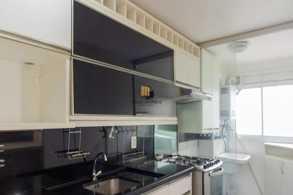 Apartamento à venda com 2 quartos e 2 vagas no Jardim Carvalho