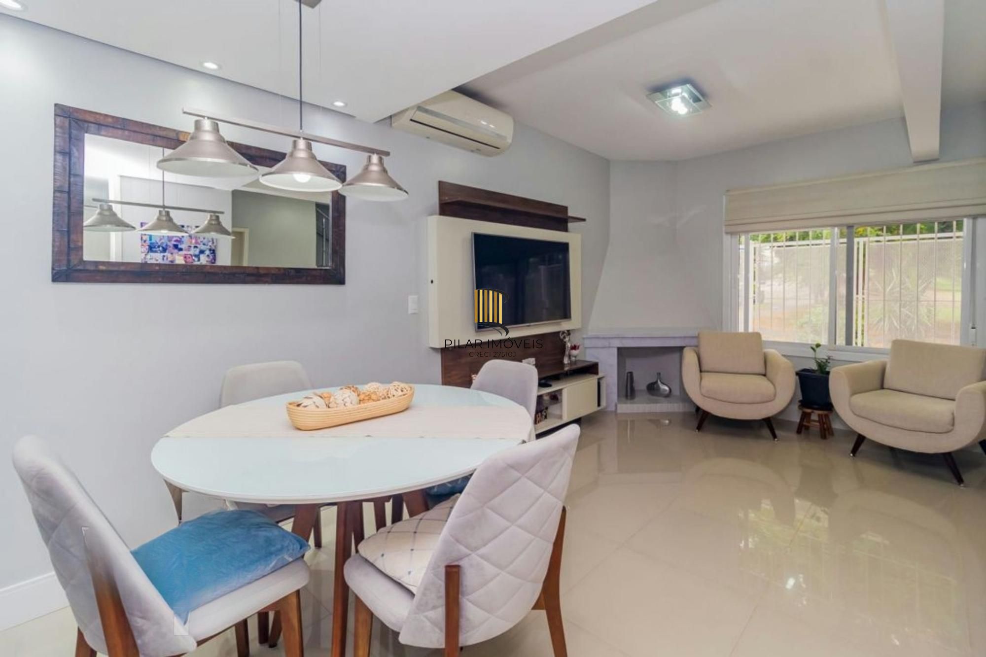 Casa com 3 dormitórios no Bairro Vila Ipiranga