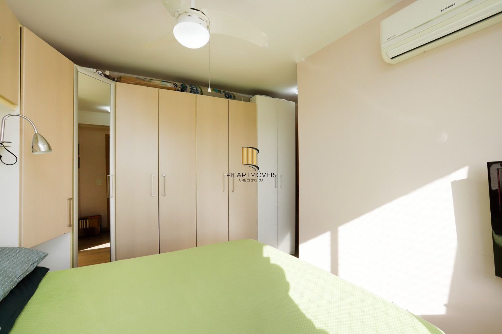 Apartamento de 2 dormitórios no bairro Jardim Lindóia