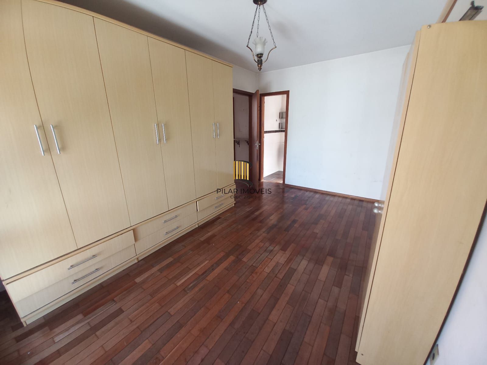 Apartamento com 3 quartos, 1 suíte, sacada e 3 vagas no Bairro jardim Itu