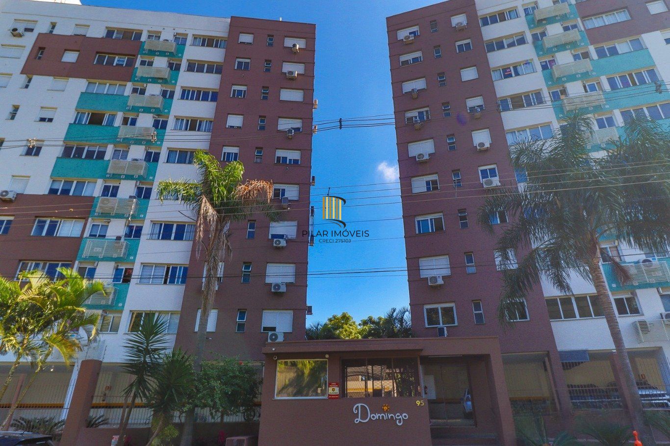 Apartamento de 3 dormitórios e 1 vaga de garagem no bairro Azenha/Porto Alegre.
