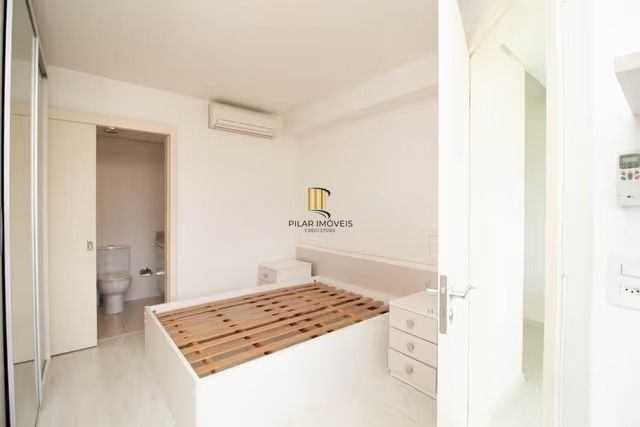 Apartamento de 1 dormitório e elevador no bairro Menino Deus Porto Alegre.