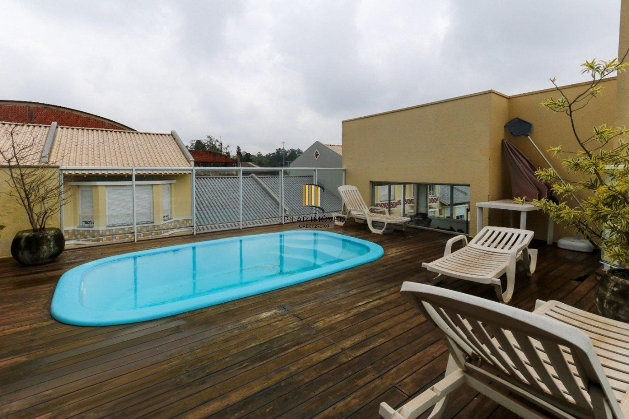 Casa em condomínio com 2 quartos e 2 vagas no bairro Marechal Rondon em Canoas.