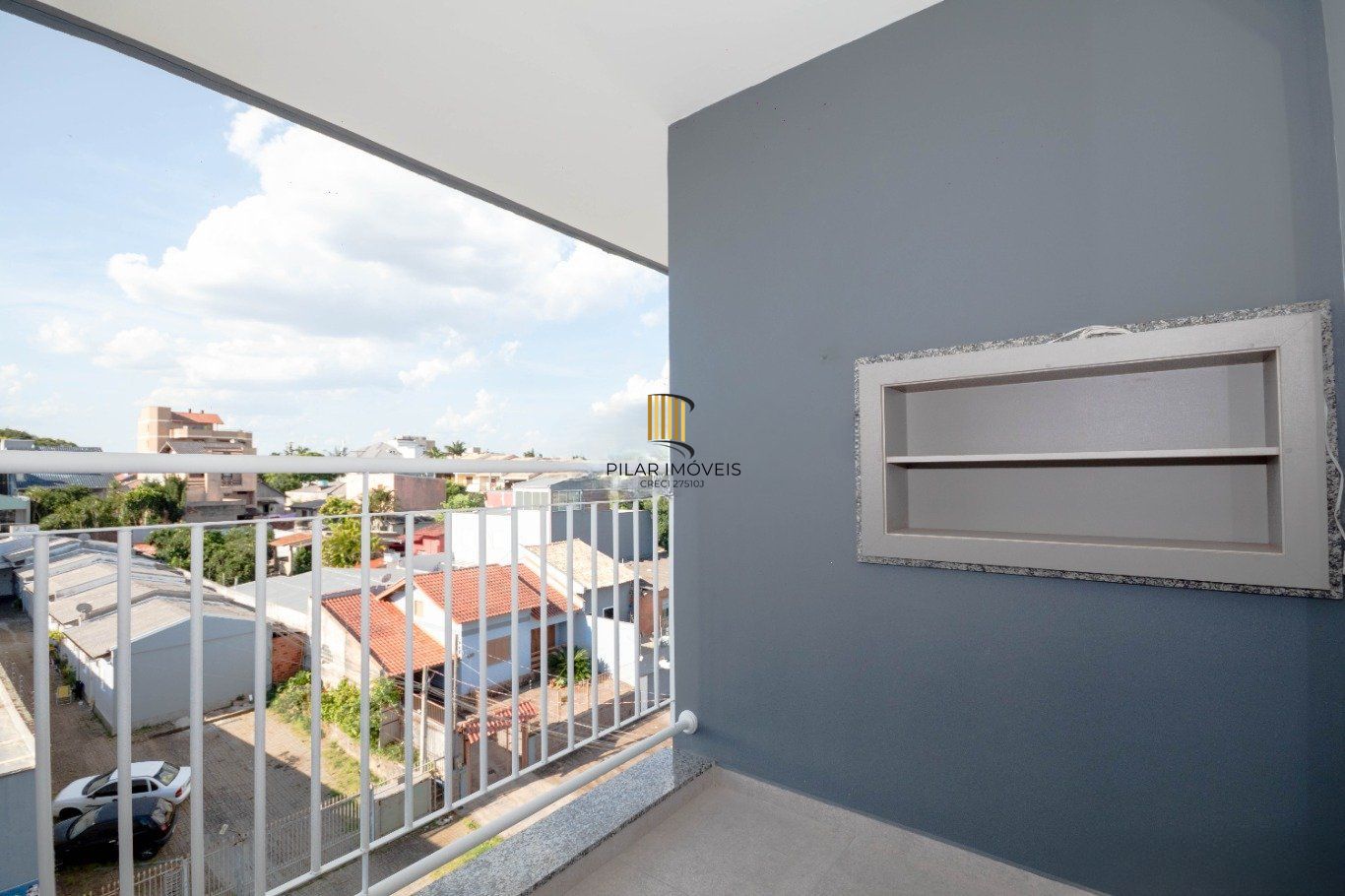 Apartamento com 3 quartos, 1 suíte e 2 vagas de garagem em Canoas