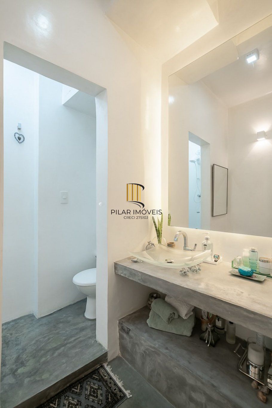 Apartamento com 2 quartos e 82m² à venda em Petrópolis, Porto Alegre.