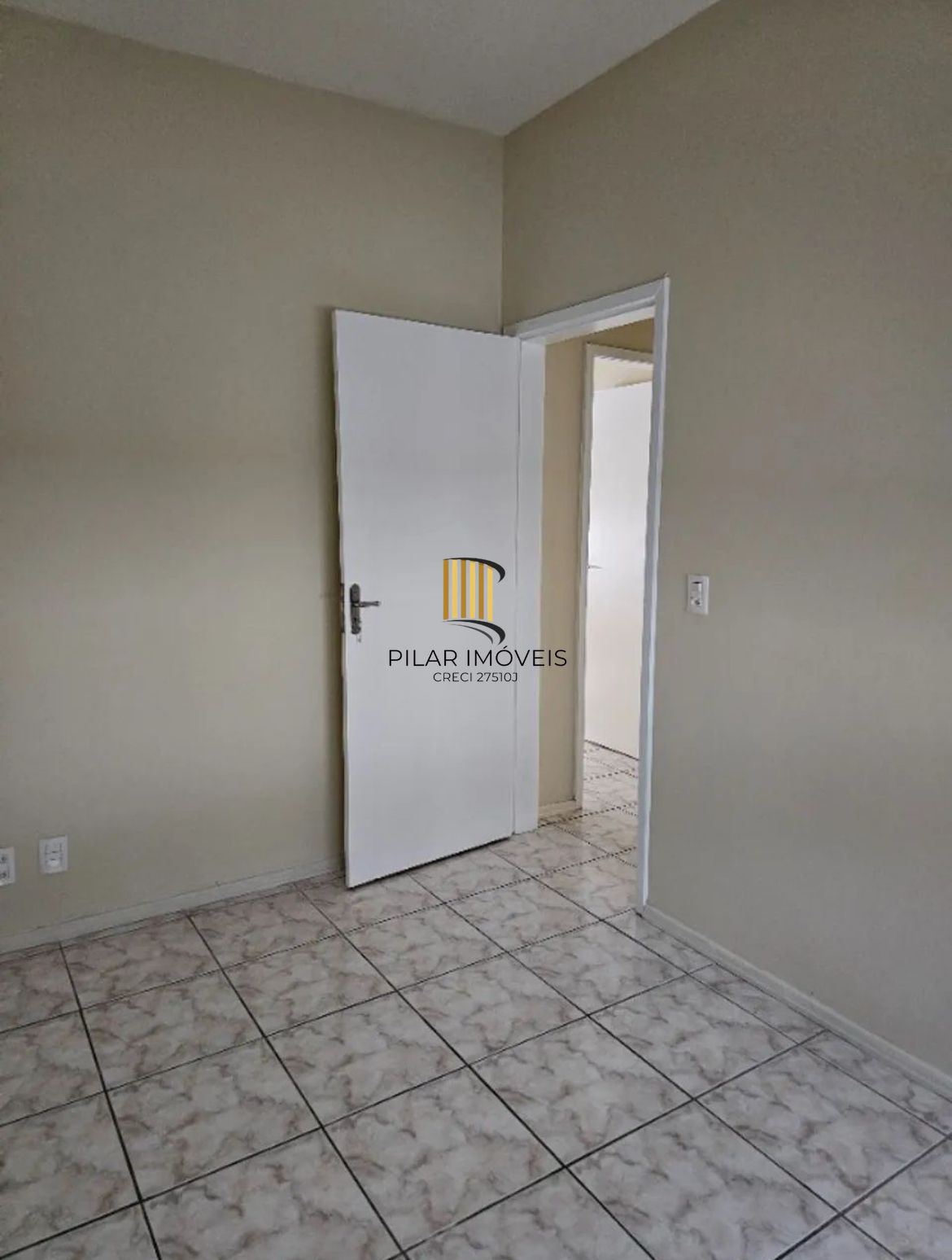 APARTAMENTO, 2 DORMITÓRIOS NO BAIRRO AZENHA EM PORTO ALEGRE PARA COMPRAR