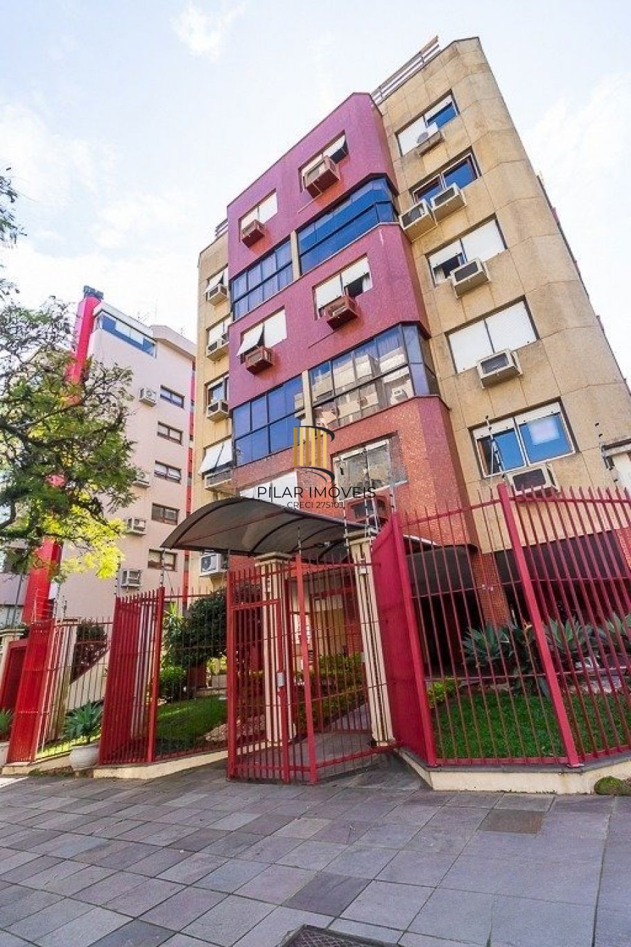 Apartamento à venda com 3 quartos 116 m², bairro São João.
