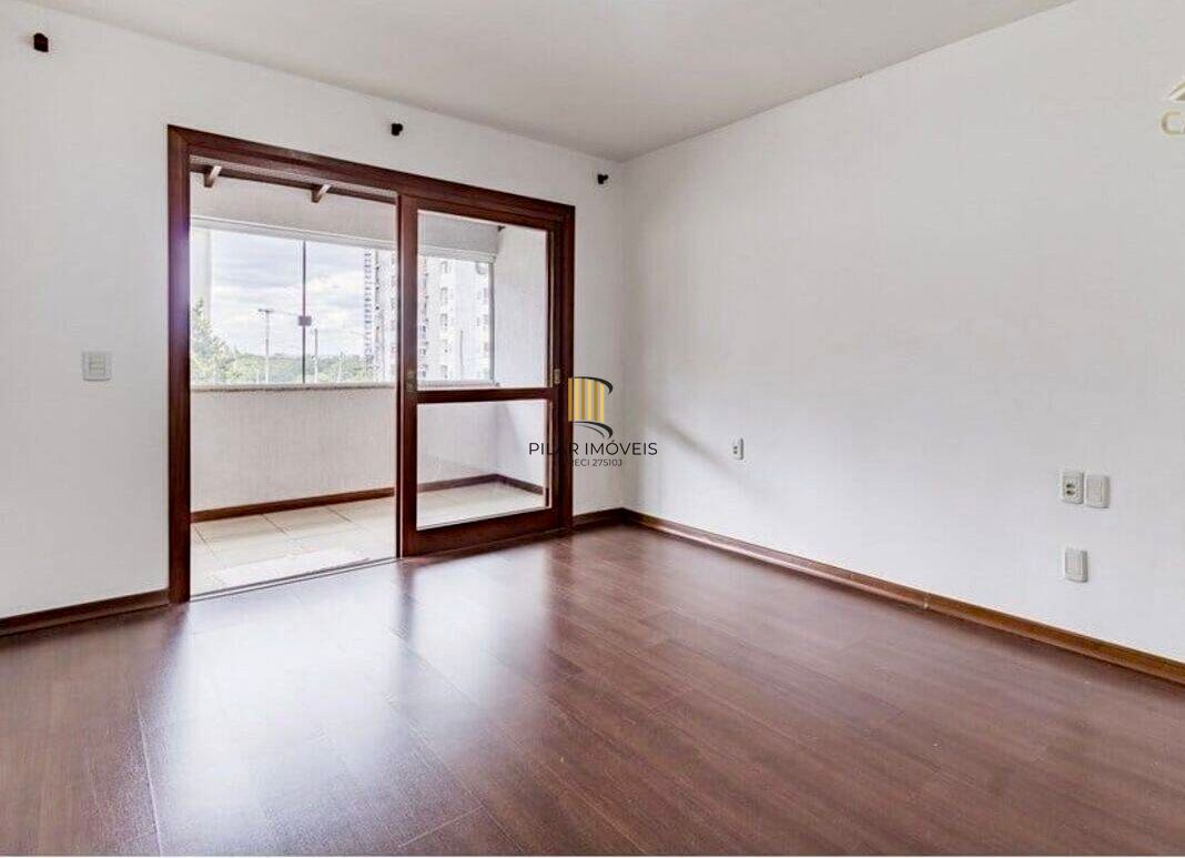 Casa com 3 quartos, 2 vagas e 266m² para vender - Jardim Planalto, Porto Alegre