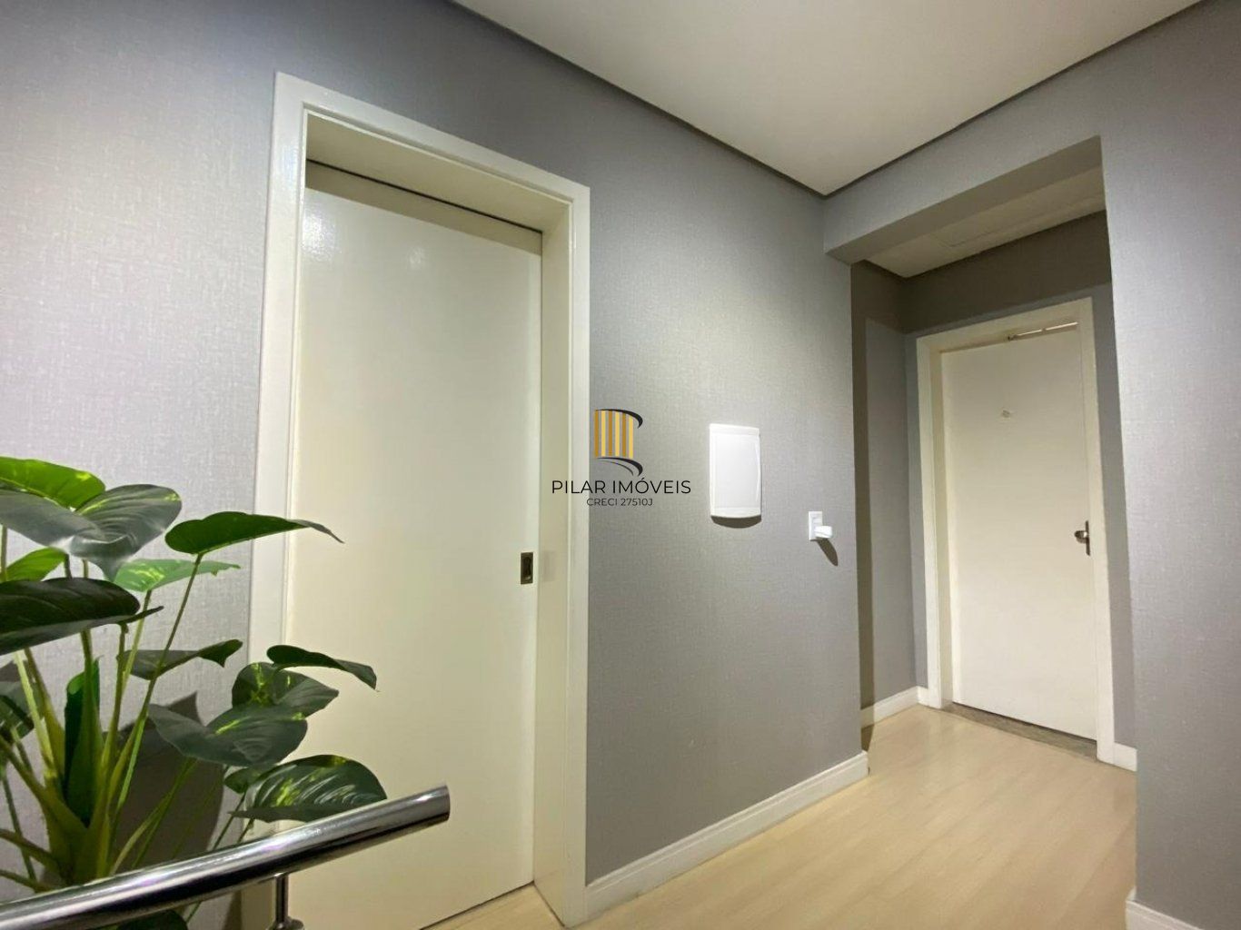 Casa de 3 quartos, 2 vagas de garagem cobertas no bairro Mato grande em Canoas.