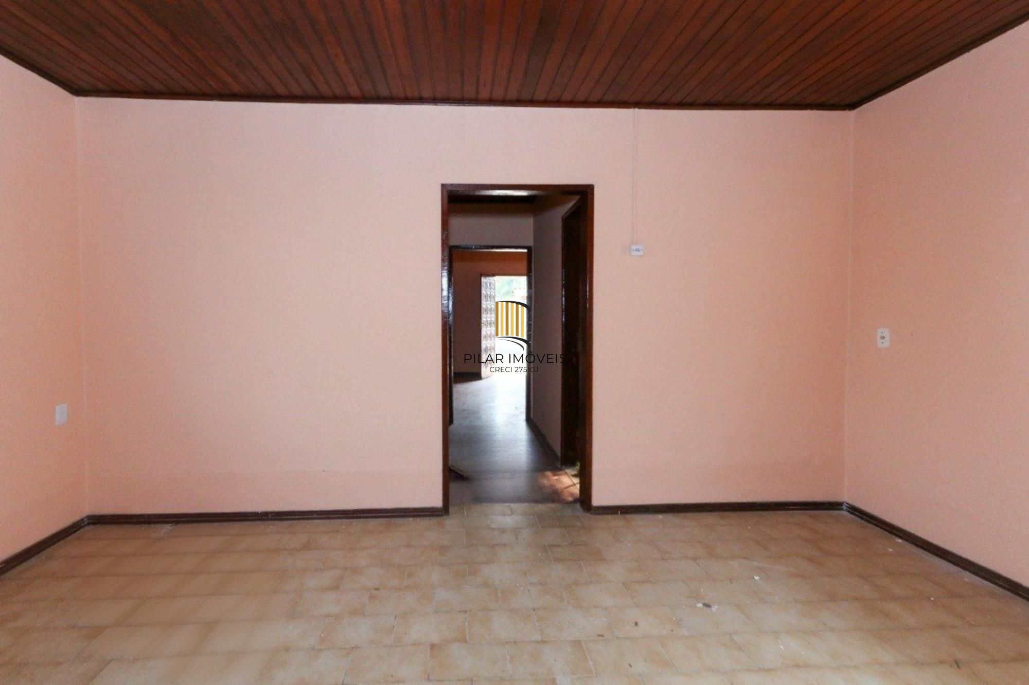 Casa de 3 dormitórios e 2 vagas de garagem no bairro Rio Branco em Canoas.