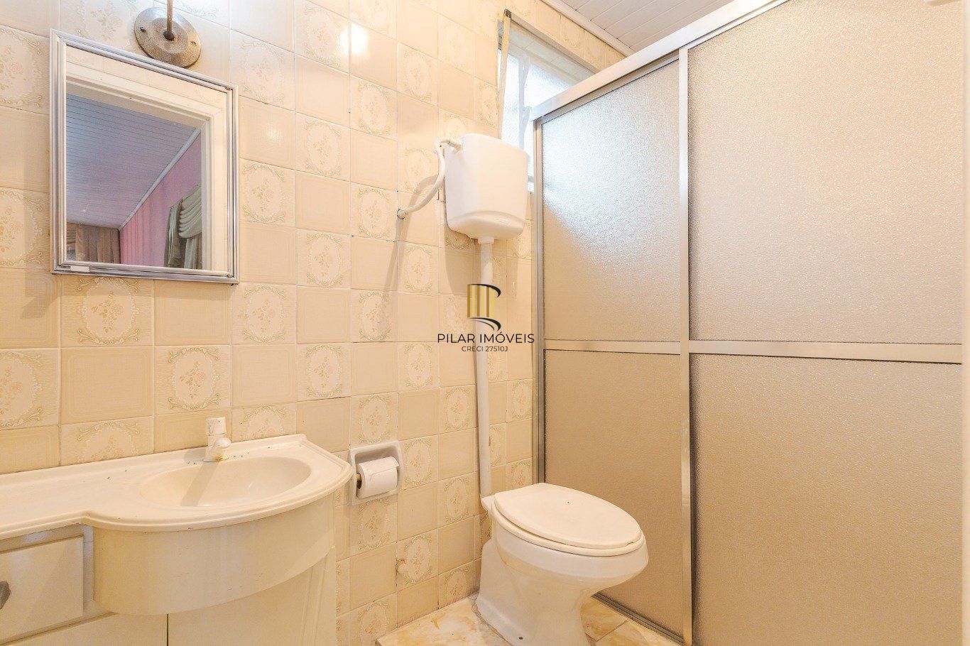 Casa de 3 dormitórios, 4 banheiros, 3 vagas de garagem no bairro Agronomia