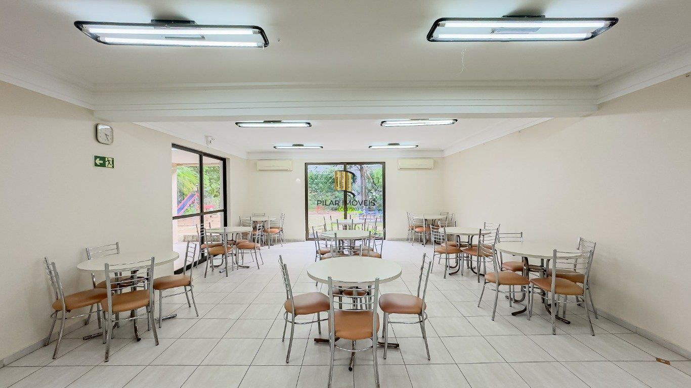 Apartamento com 2 quartos, 2 banheiros 1 vaga e elevador 73m²  na Boa Vista.