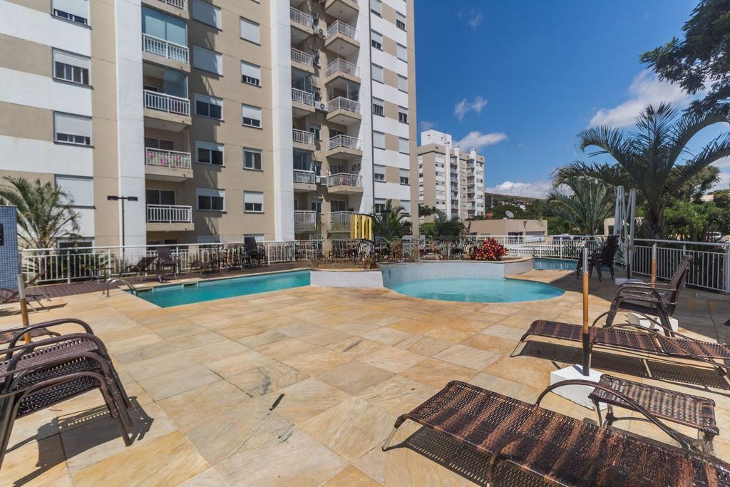 Apartamento à venda com 3 quartos 72 m² no bairro Teresópolis.