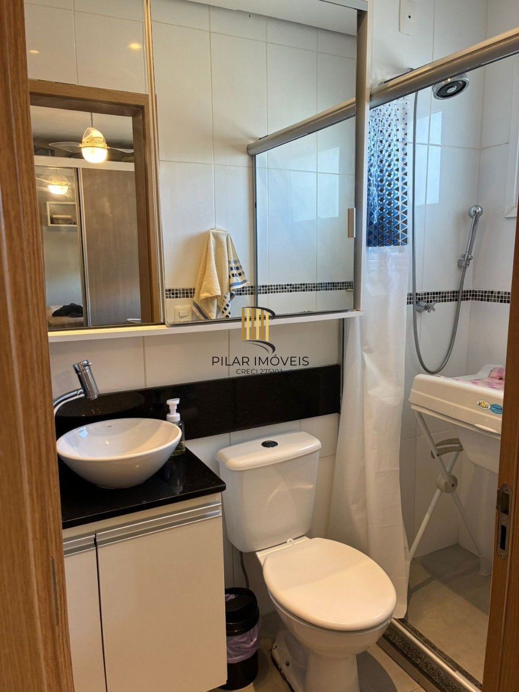 Casa em condomínio 3 quartos, vaga de garagem e lareira no bairro Hipica