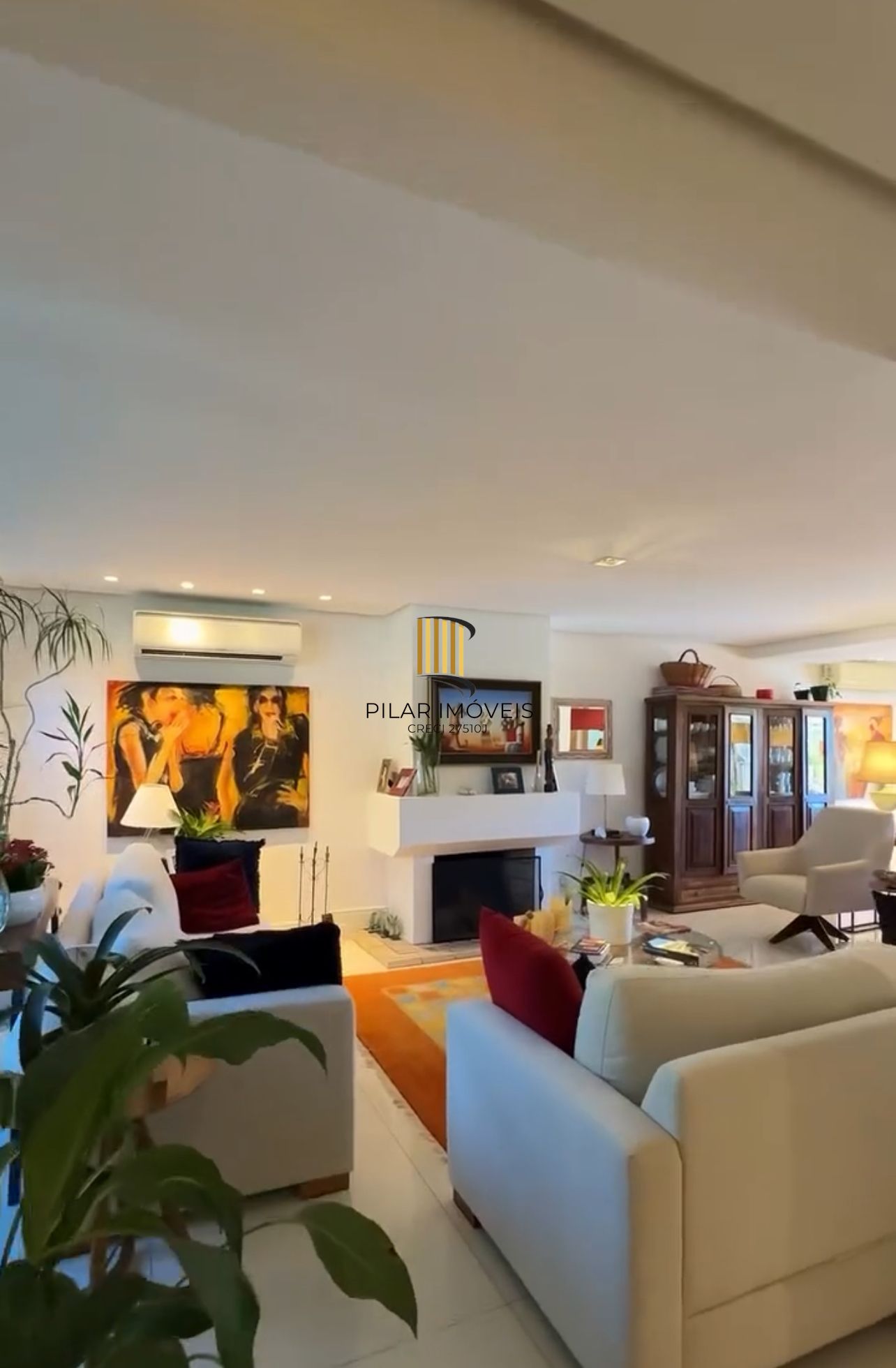 Casa em Condomínio com 3 quartos e 324m² à venda na  Rua João Caetano