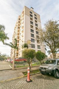 Apartamento com 2 quartos, 1 vaga e elevador no bairro Sarandi