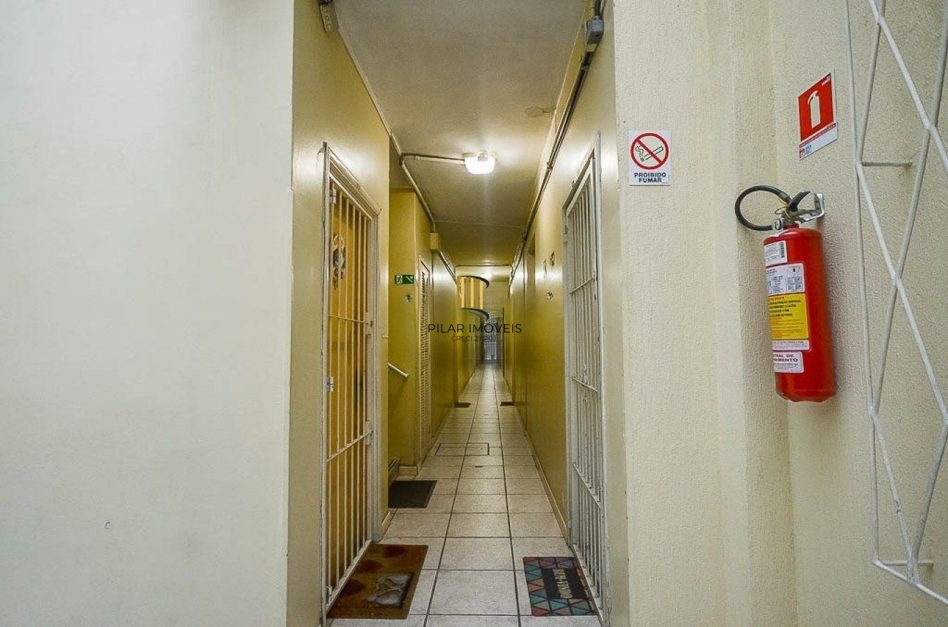 Apartamento à venda com 2 dormitórios 69 m² no Bairro Menino Deus