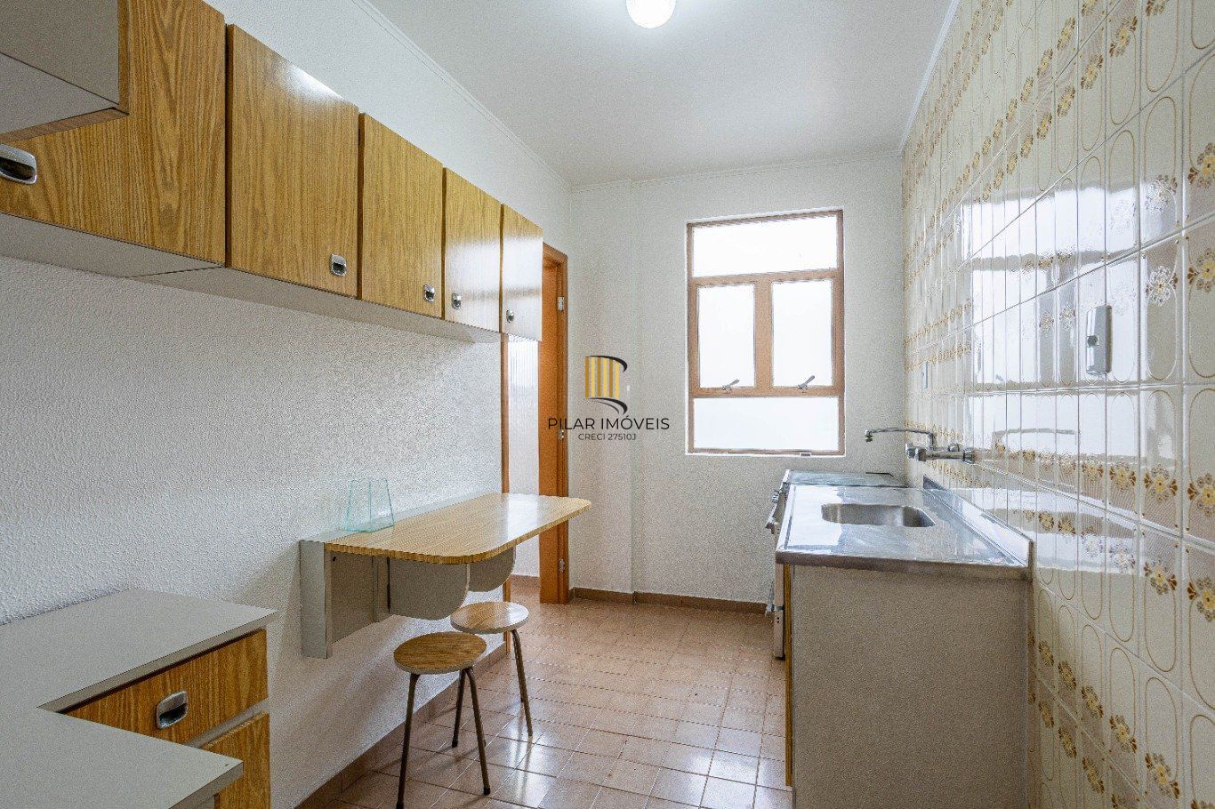 Apartamento de 72 metros privativos com 2 dormitórios no bairro Petrópolis