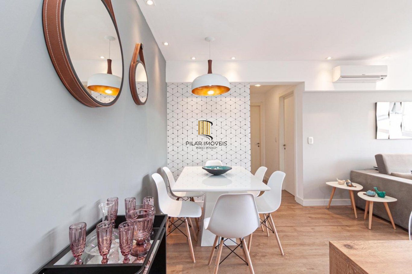 Apartamento de 2 dormitórios no bairro Jardim Botânico