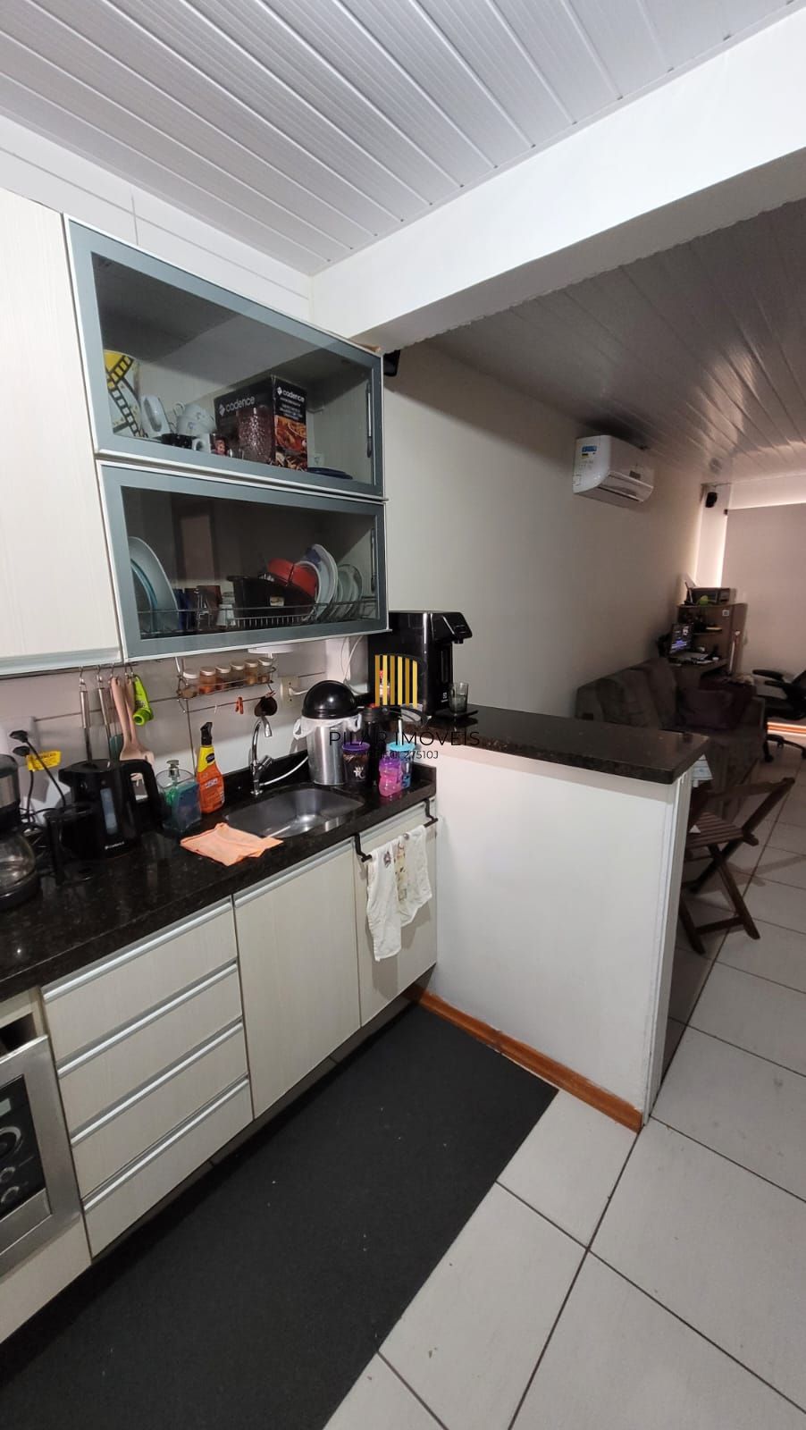 Casa em condomínio a venda 2 quartos e vaga coberta