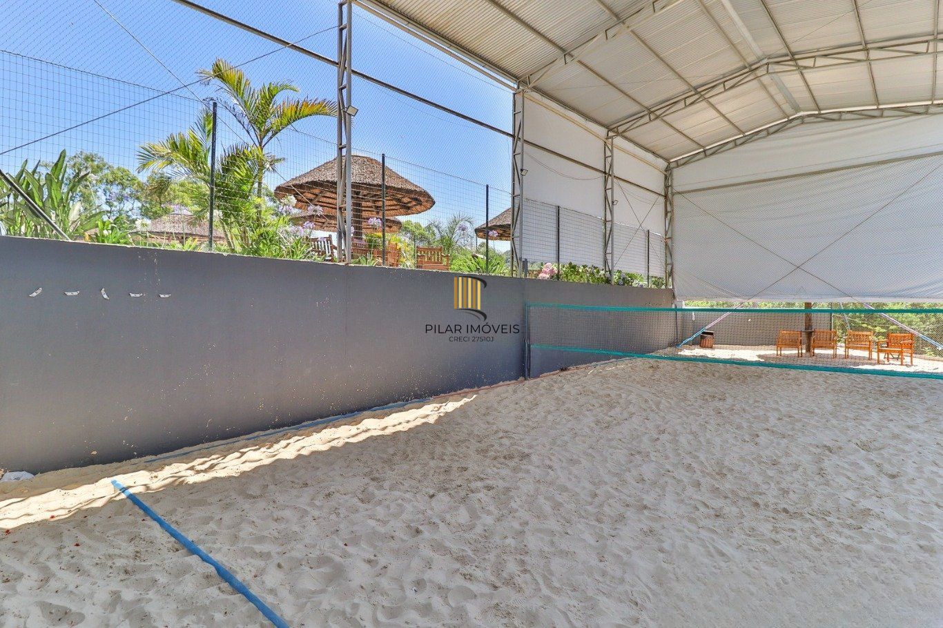 Casa em Condomínio com 3 Dormitórios e Energia Solar na Lomba do Pinheiro